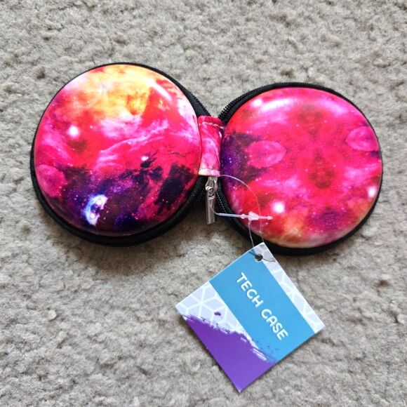 Travel Case for Headphones or Cables Compact Storage Organizer - Picture 3 of 5